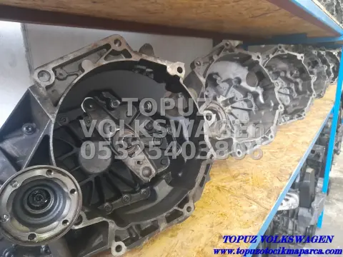 Audi A3 1.6 Benzinli Bse Motor Çıkma Manuel Şanzıman küçük görsel