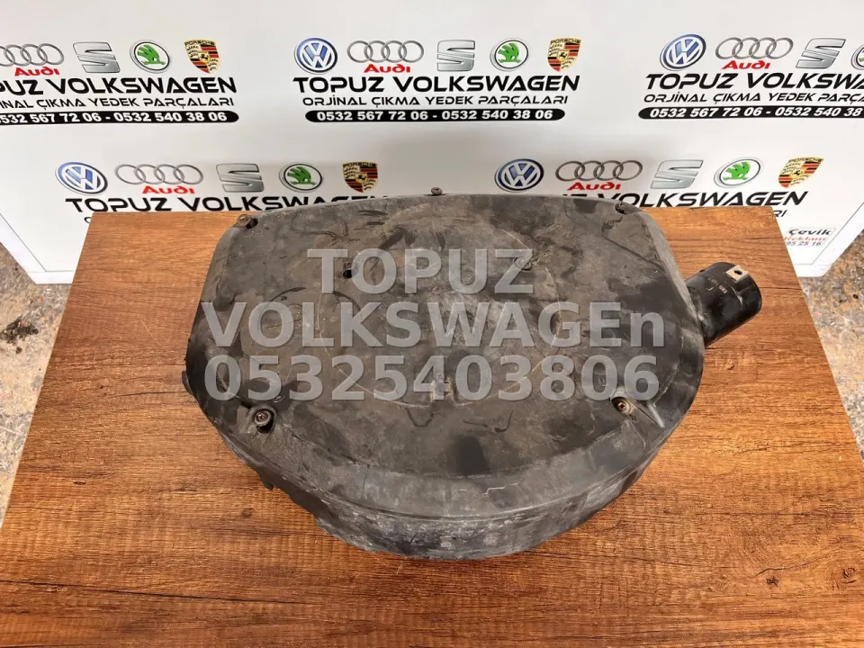 VOLKSWAGEN POLO HB 1.6 BENZİNLİ AEE HAVA FİLİTRE KUTUSU KAZANI ORJİNAL ÇIKMA 030129611N